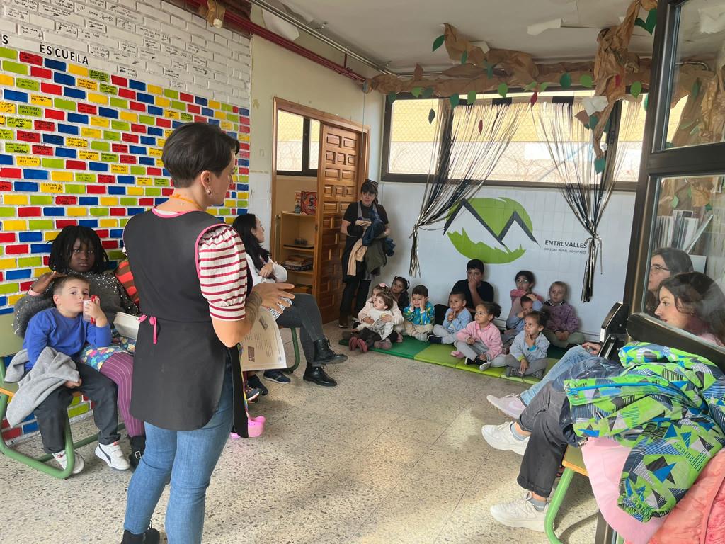 TE REGALO UN POEMA 6: PUEGOS Y JOEMAS (IÑIGO ASTIZ y MAITE MUTUBERRÍA)